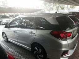 Honda Mobilio RS AT 2014 Abu-abu Muda metalik Siap Pakai 2