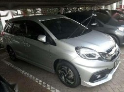 Honda Mobilio RS AT 2014 Abu-abu Muda metalik Siap Pakai 3