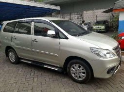 Toyota Kijang Innova E MT 2013 Silver Mesin Halus 4