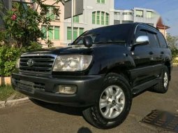 Toyota Land Cruiser 2003. Sahara VX. KM 100K warna black stnk bln 1 7