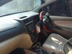 Jarang ada ... Avanza G 1.3 Matic warna Biru Metalik (Light Blue) 3