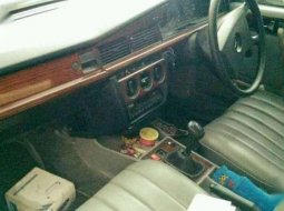 Dijual mobil mercy antik ex kedutaan yugo 1 3