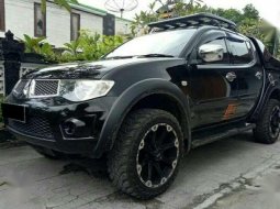 Mitsubishi Strada Triton gls 2.5 DC MT 2013 hitam 7