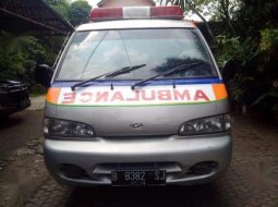 Ambulan Ambulance Hyundai Arya H100 Th. 2001 Solar Gress Siap Pakai 6