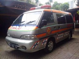 Ambulan Ambulance Hyundai Arya H100 Th. 2001 Solar Gress Siap Pakai 4