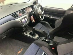 Mitsubishi Evolution VIII EVO 8 2004 1