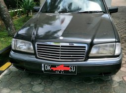 Jual mobil Mercedes-Benz 200 1996 1