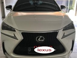 Jual Lexus NX 200T km 5000 putih 1