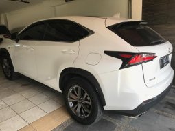 Jual Lexus NX 200T km 5000 putih 5