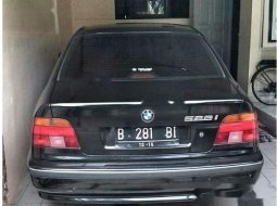 BMW 528i Touring 2000 Wagon 8