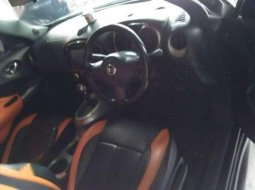 Nissan Juke RS 2012 Hitam Velg Racing Automatic 3