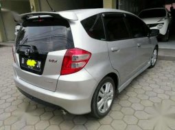 Honda Jazz RS Tahun 2010 Hatchback 4