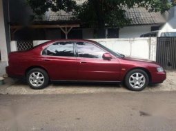 Honda Accord SV4 2.2 AT 4