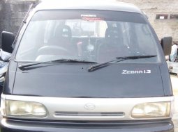 Daihatsu Zebra Astrea  Bodytech Minibus 1.3 Manual Bandung 5