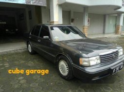 1995 Toyota Crown Royal Saloon Automatic 5