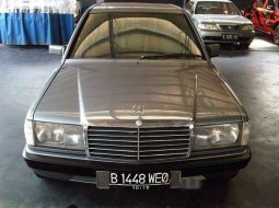 1984 Mercedes-Benz 190E 9