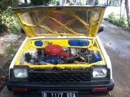 Dijual Daihatsu Charade 1990 3