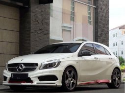 Mercedes-Benz A250 Sport 2013 Hatchback 9