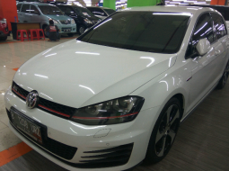Volkswagen Golf R 2.0 TSI AT 2014