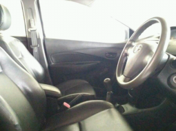 Toyota Limo 1.5 Manual 2012 2