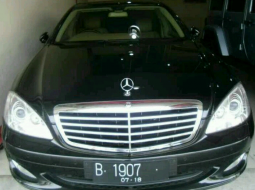 Mercedes-Benz 350 SLC Tahun 2008 2