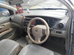 Jual cepat Nissan Grand Livina XV 2007  2