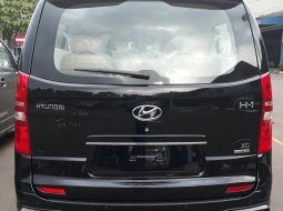 Hyundai H-1 Royale 2018  4