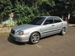 Suzuki Baleno DX 2000  9