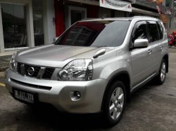 Jual mobil Nissan X-Trail  2.5 Tahun 2010 Automatic 1