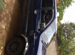 Toyota Kijang LGX 2000 Manual 2