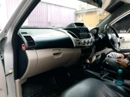 Mitsubishi Strada Triton 2.5L 2015 6