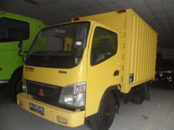 Mitsubishi Fuso Truck NA Kuning 2009 2