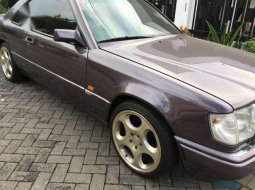 Mercedes Benz 300CE 24V Tahun  1992 3