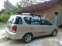 Kia Carens 2001 8