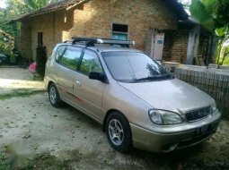 Kia Carens 2001 1