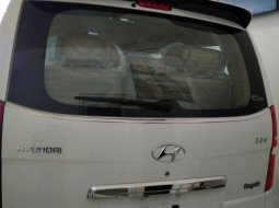 Hyundai H-1 2.5 CRDi 2018 2