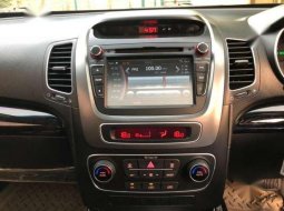 Mobil Kia Sorento 2014 3