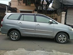 Jual mobil Toyota Innova 2015 1