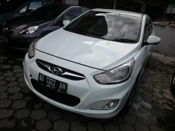 Hyundai Grand Avega GL 2012 Hatchback 3