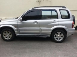 Dijual Suzuki Escudo V6 2.5 Manual 2005 1