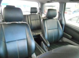 Toyota Previa 2002 6