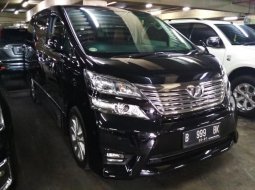 Toyota Vellfire Z AT Tahun 2009 Automatic 3