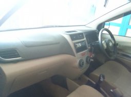 Daihatsu Xenia X STD MT Tahun 2015 Manual 2