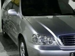 Kia Sedona Tahun 2003 2