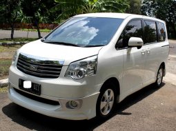 Jual mobil Toyota NAV1 V 2013 DKI Jakarta Automatic 2