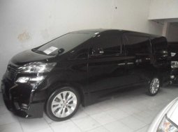 Toyota Vellfire 2.4 NA Hitam Automatic 2