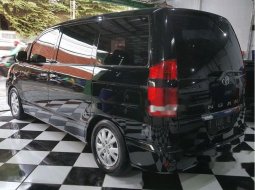 Dijual mobil Toyota Previa  2006 Minivan 5