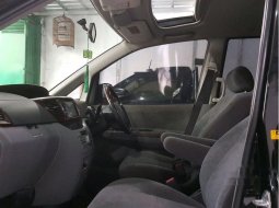 Dijual mobil Toyota Previa  2006 Minivan 3