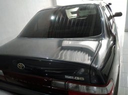 Toyota Corolla 1.8 SEG 1994 Abu-abu 2