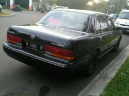 Jual Toyota Crown 2.0 1992 8